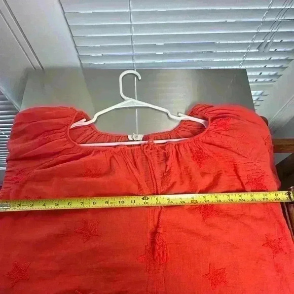 Red with embroidered Stars Lightweight Shirt (Size XL) - Picture 8 of 8